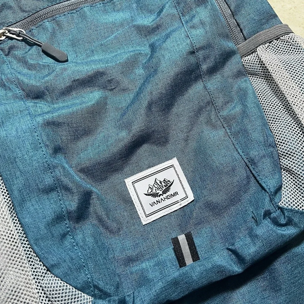 VANAHGIMR Blue Gray Hiking Backpack Lightweight Foldable Fabric Zipper Unisex‎